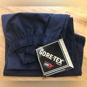 Large Gore-Tex Rain/Snow Pants. Waterproof. NWT.